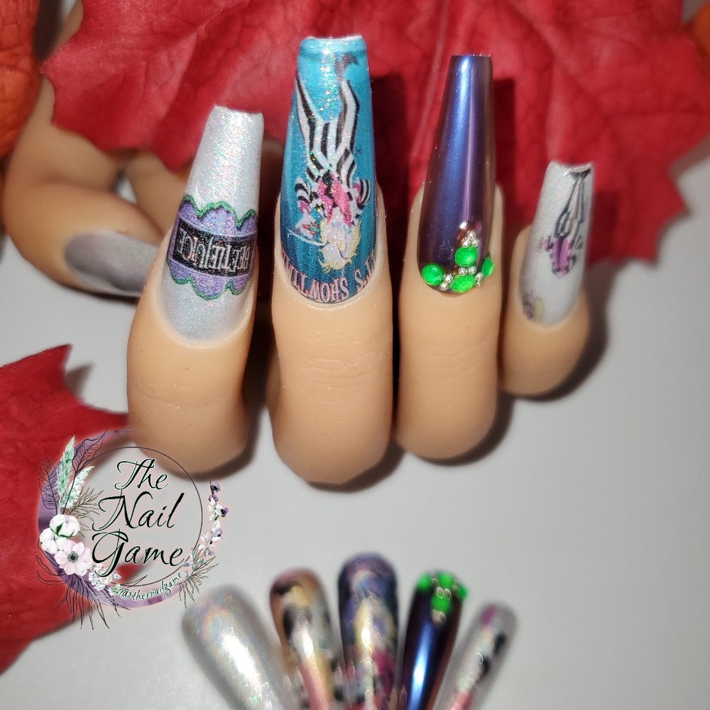 Press On Nails - Picture 9 of 13